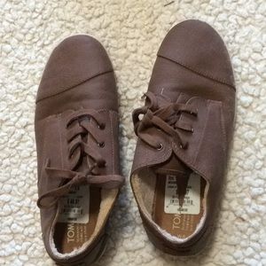 Toms leather brown shoes